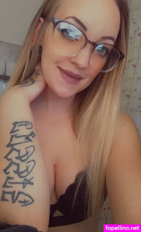 Racheldeville OnlyFans Thumbnail #ouOxxvIU7B