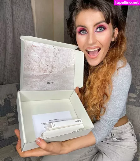 Rachell Briggs OnlyFans Thumbnail #0DuF9yB4Xw