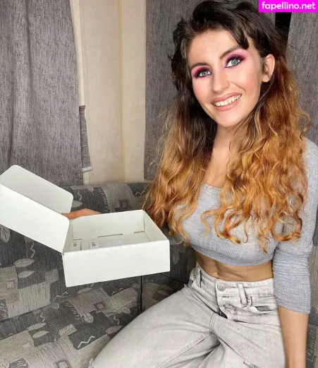 Rachell Briggs OnlyFans Thumbnail #FIptF9Tc1Y