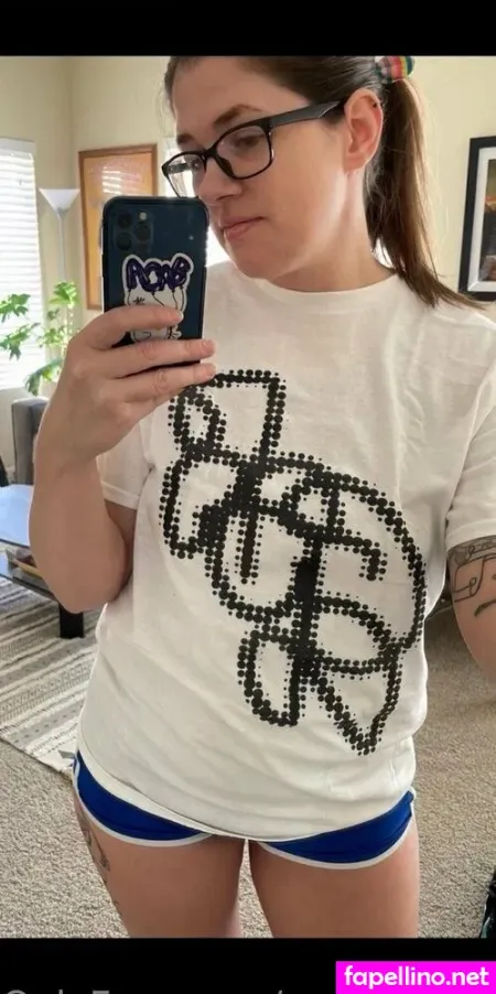 Rachellouise42 OnlyFans Thumbnail #UAPPPfvaEc