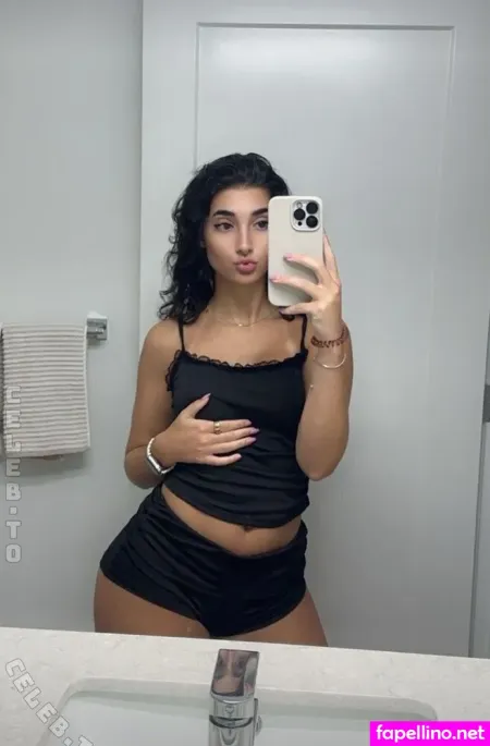 Rachelrobertson9 1 OnlyFans Thumbnail #LINEJGFayT