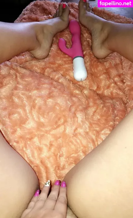 Rachrainefreebies OnlyFans Thumbnail #LjpeOaOiwG