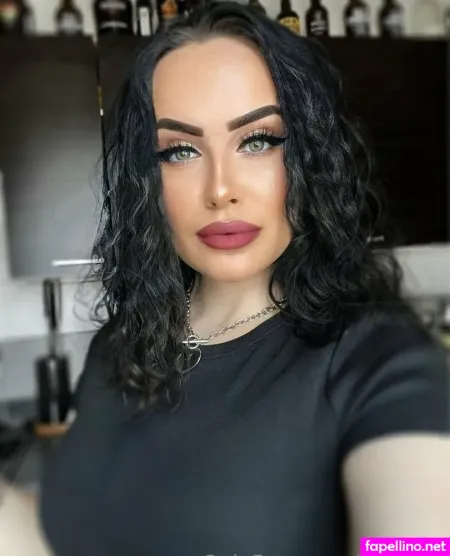 Radka97 OnlyFans Thumbnail #1LaGsQEK2E