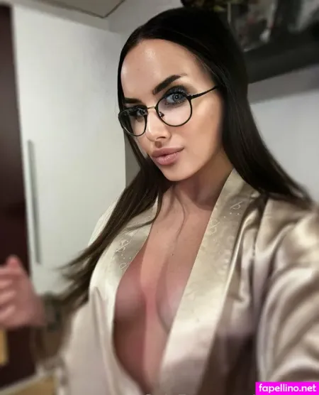 Radka97 OnlyFans Thumbnail #5AOthMBOD4