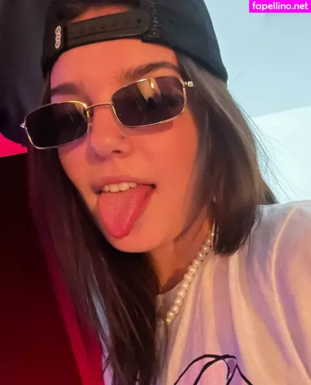 Radmila Maro OnlyFans Thumbnail #x1llfvOKnL