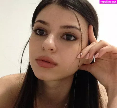 Raducu Mihaela 1 OnlyFans Thumbnail #443g351Wjv