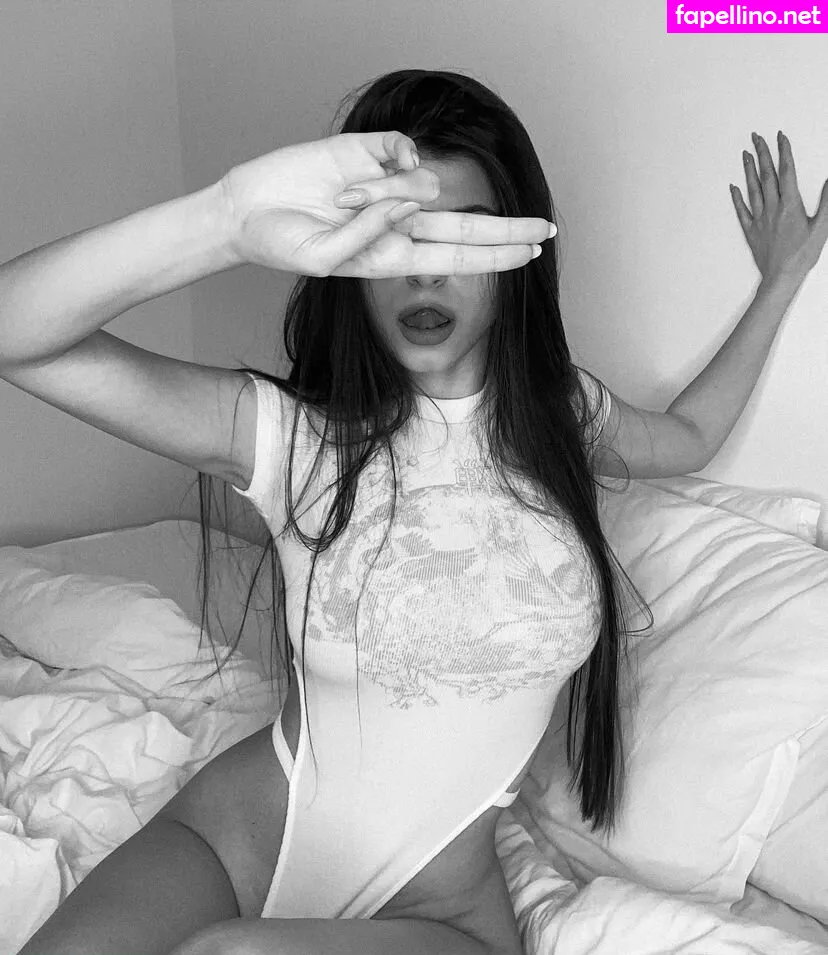 mihaelaraducu, raducumihaela, raducumihaela__ Nude Leaked OnlyFans Photo #XmNgD0SAV2