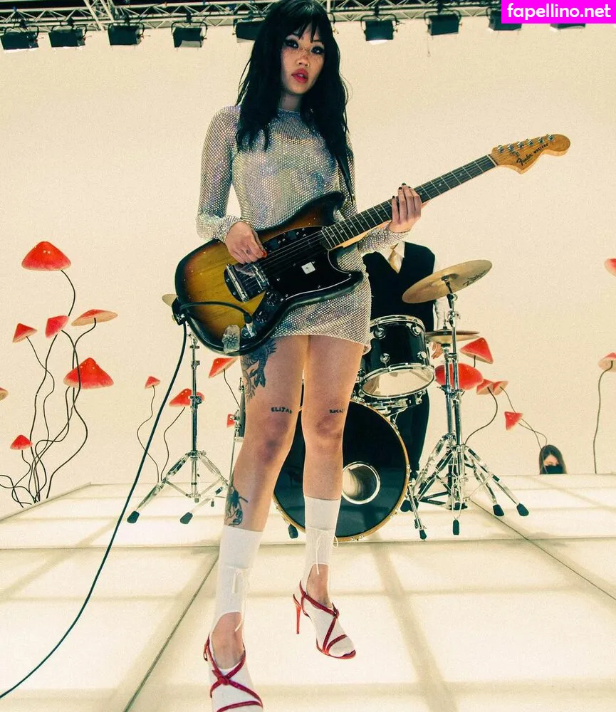 Beabadoobee, radvxz Nude Leaked OnlyFans Photo #PszoEZVspE