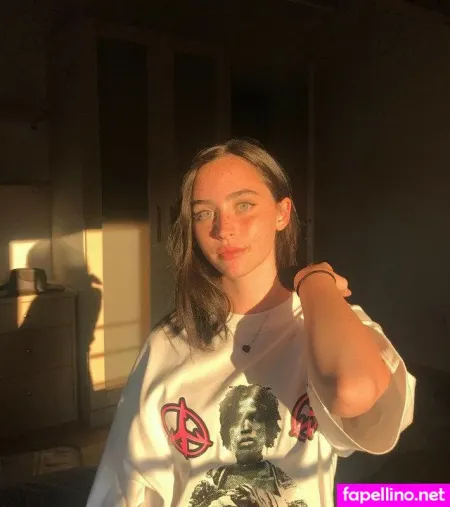 Rae Cambra OnlyFans Thumbnail #blJQRrW8wj