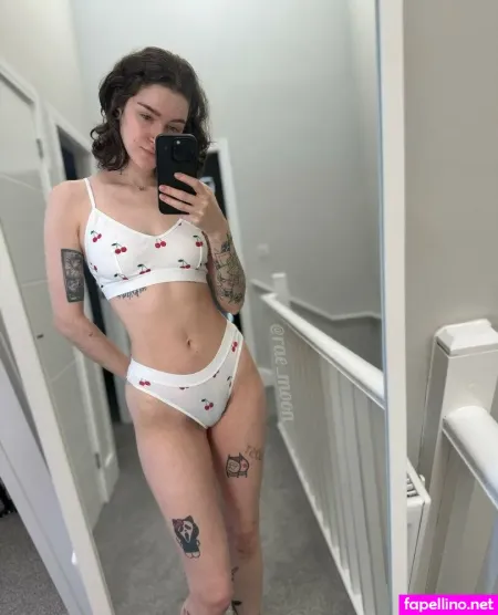 Rae Moonfree OnlyFans Thumbnail #u6mcSO3s98