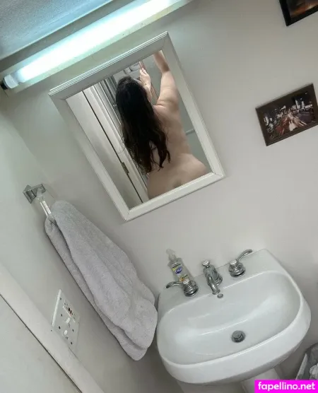 Raee0fsunshinee OnlyFans Thumbnail #2ysRvJkHt4