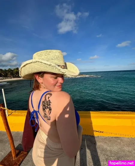 Raeeebby OnlyFans Thumbnail #XKFPwGTWoE