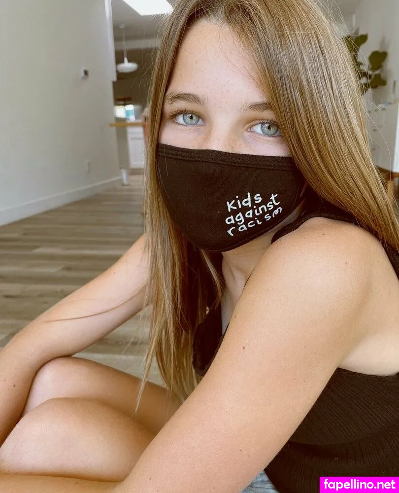 Raegan Revord Nude Leaked OnlyFans Photo #PdDZf6CHxI