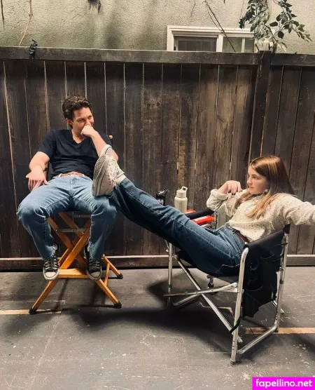 Raegan Revord OnlyFans Thumbnail #iSZ4Ho7RHq