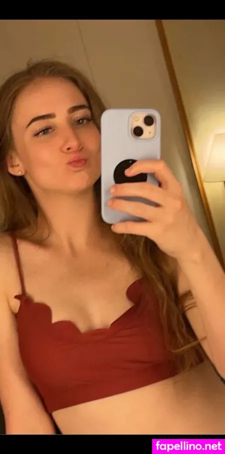 Raegan2025 OnlyFans Thumbnail #0w8zS9p9Ew