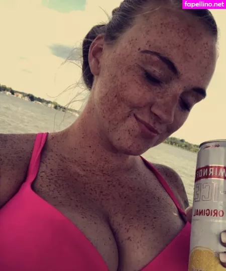 Raelyne Summeier OnlyFans Thumbnail #3h91UysGAd