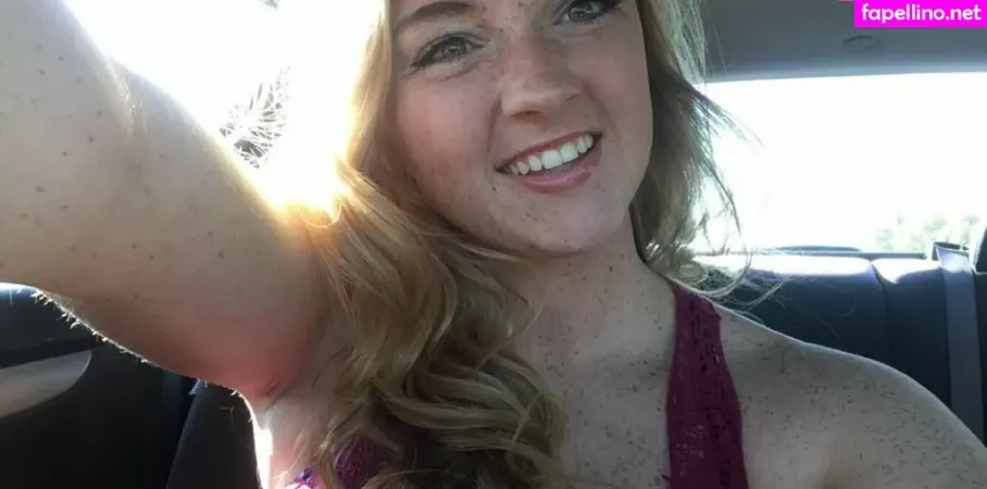 Raelyne Summeier OnlyFans Thumbnail #GWpU8UTl8G