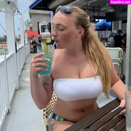 Raelyne Summeier OnlyFans Thumbnail #NE3gb43qVr