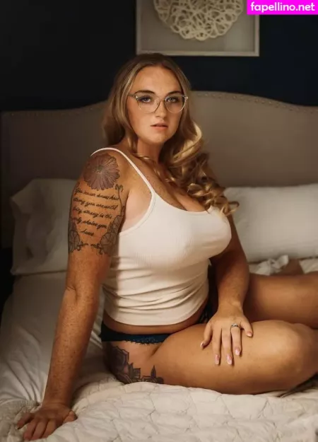 Raelyne Summeier OnlyFans Thumbnail #O5Xck2Aj5n