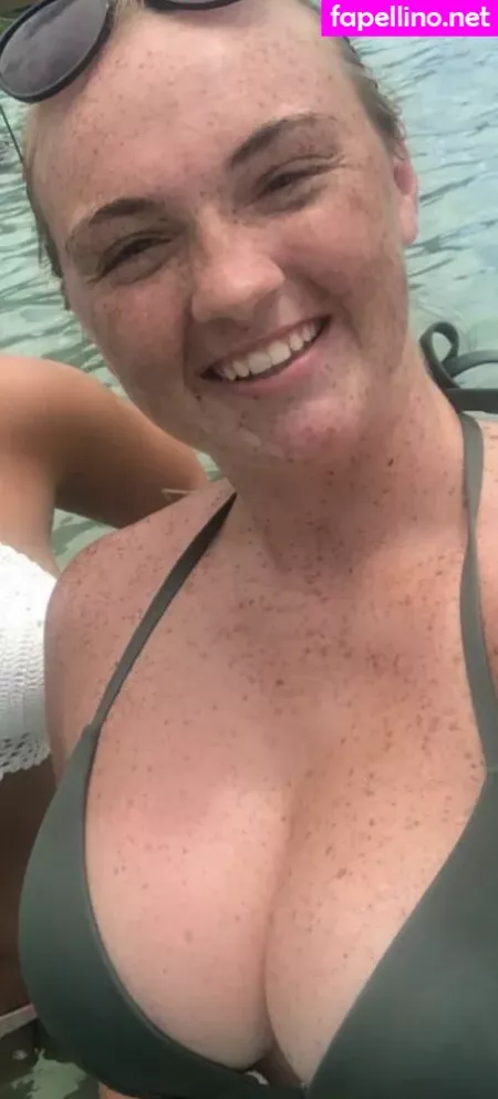 Raelyne Summeier OnlyFans Thumbnail #P9EUsKkqWC