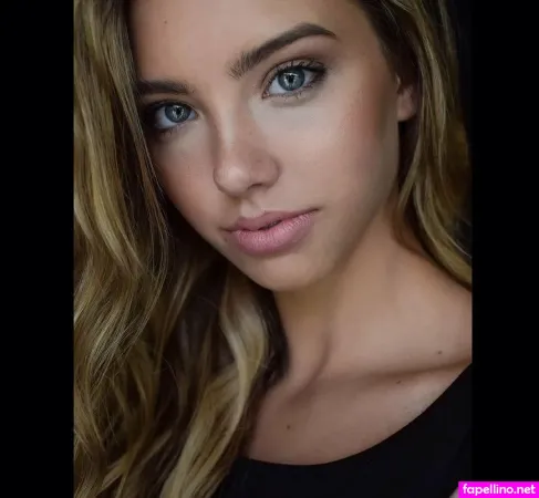 Raelynn Harper OnlyFans Thumbnail #W3sgZHvXqk