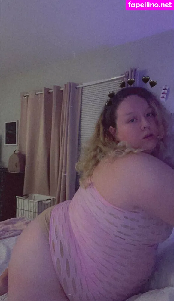 pizza_rowe, raelynnrose619 Nude Leaked OnlyFans Photo #jWtCXLUAM6