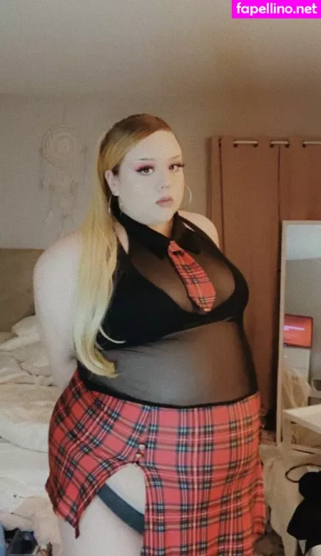 Raelynnrose619 OnlyFans Thumbnail #tUFFzTmTz1