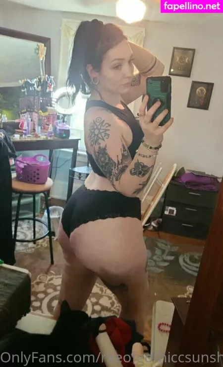 Raeofgothiccsunshine OnlyFans Thumbnail #A1h4E0tZ3x