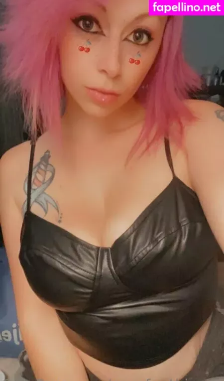 Raeofgothiccsunshine OnlyFans Thumbnail #ZH4C5UnyIH