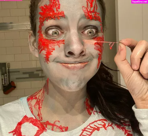 Raeoticneutral OnlyFans Thumbnail #2igcw8mxRs