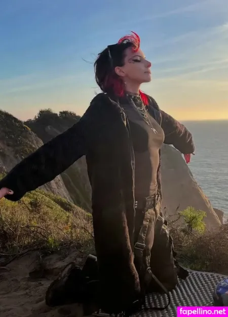 Raephemel OnlyFans Thumbnail #SVb2PIRyYm