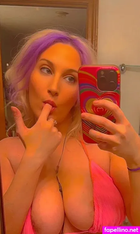 Raerae23 OnlyFans Thumbnail #wfVZq6CmNO