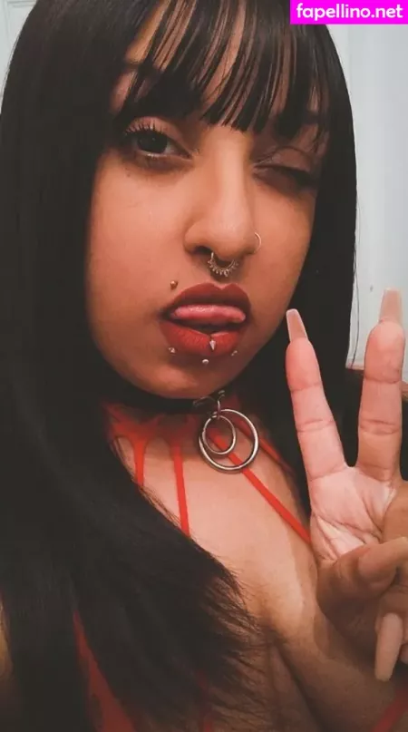Raeraejiggles OnlyFans Thumbnail #AU218zfvUt