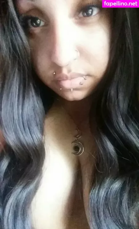 Raeraejiggles OnlyFans Thumbnail #aWWY8Vtj5g