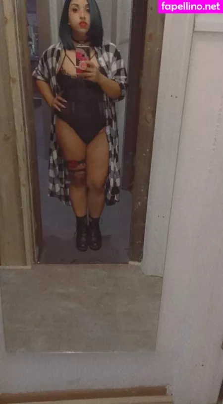 Raeraejiggles OnlyFans Thumbnail #gWJ07iBACm