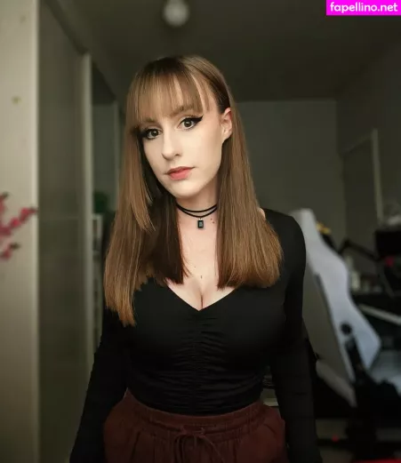 Raeraesenpai OnlyFans Thumbnail #R2fIdf3iJT