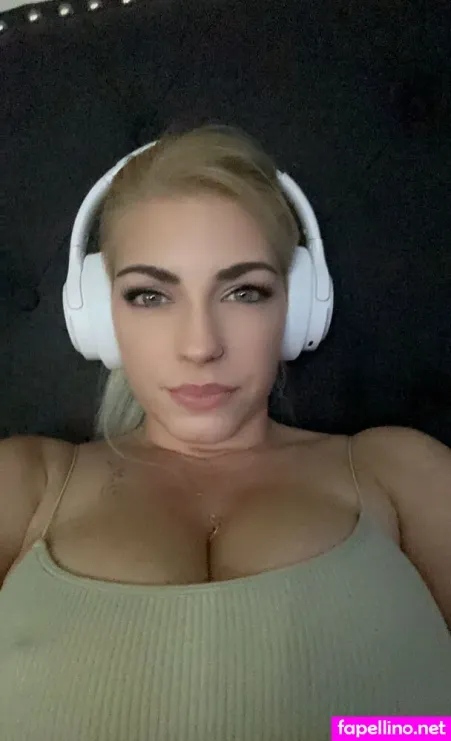 Raestarrz OnlyFans Thumbnail #RfXKSfoL5C