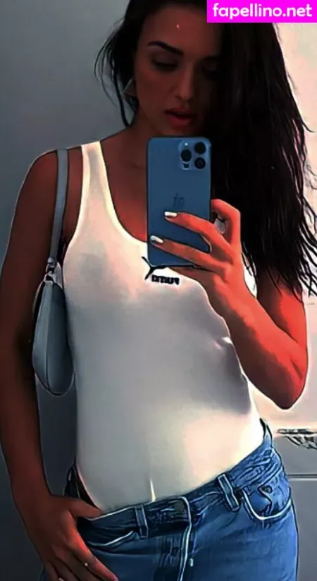 Rafa Kalimann OnlyFans Thumbnail #332G47MWX9