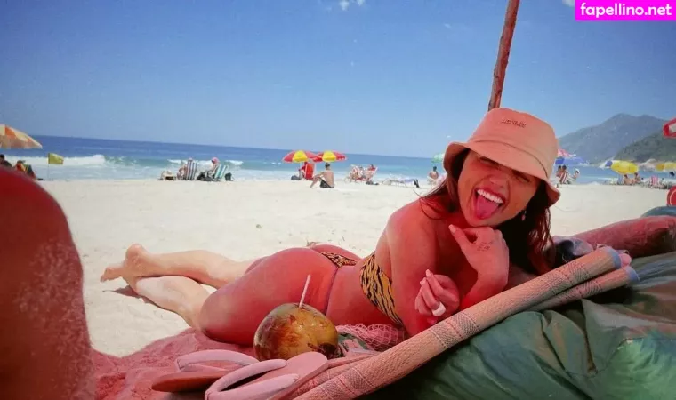 Rafa Kalimann OnlyFans Thumbnail #xVPizAoQf3