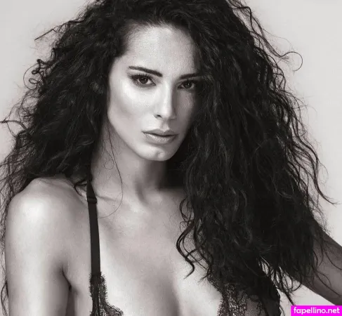 Raffaella Modugno OnlyFans Thumbnail #FGtf22LvO4