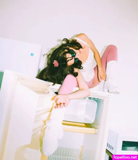 Raffaella OnlyFans Thumbnail #B3snYpNdm5