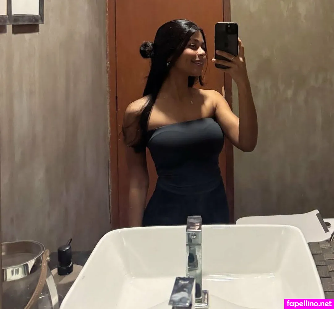 averandaen, prttybrownthing, raiofftheza Nude Leaked OnlyFans Photo #4D5PpOYCuB