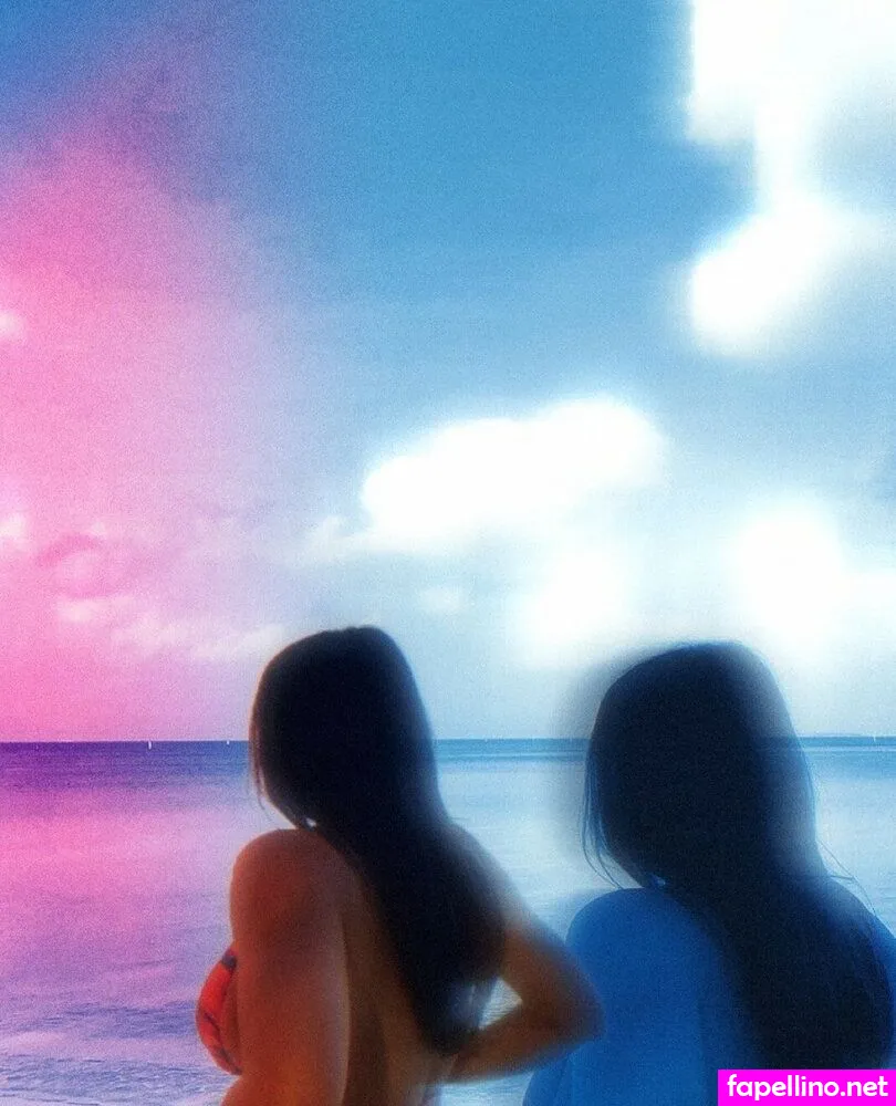 averandaen, prttybrownthing, raiofftheza Nude Leaked OnlyFans Photo #yMBuzgcP26