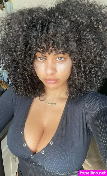 Raina Morris OnlyFans Thumbnail #ZKz9i229c9