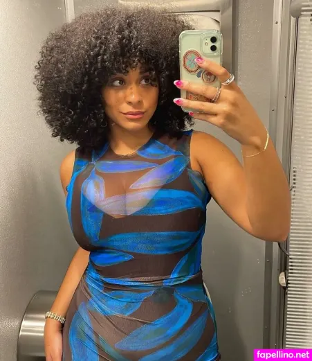 Raina Morris OnlyFans Thumbnail #dr96f1zjMb