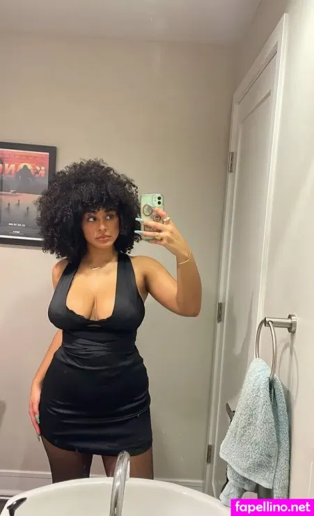 Raina Morris OnlyFans Thumbnail #y4jHxXRxdi