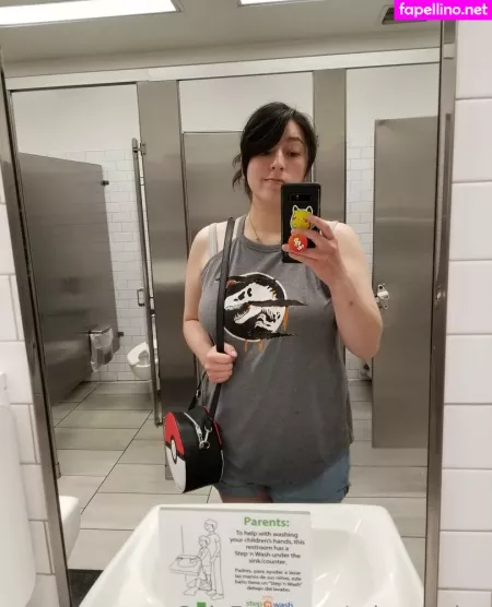 Raina Traina OnlyFans Thumbnail #19nFtEQp02