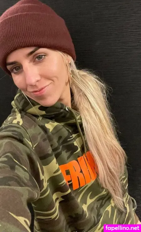 Rainbowedfoxfree OnlyFans Thumbnail #F8lFXVYO0j