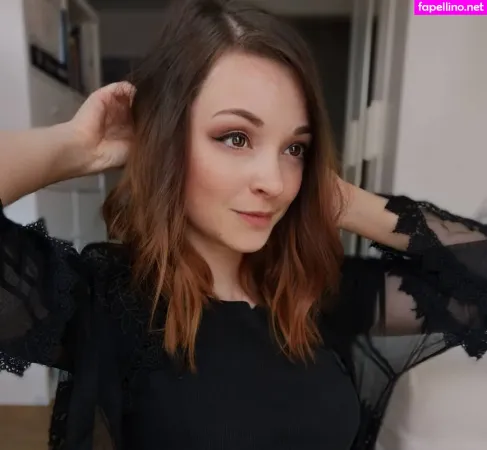 Rainbowf0x OnlyFans Thumbnail #2AOdkUk3sW