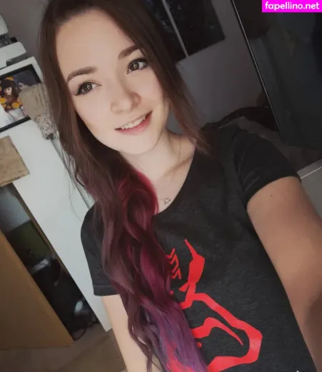 Rainbowf0x OnlyFans Thumbnail #hxWZQDAaC1
